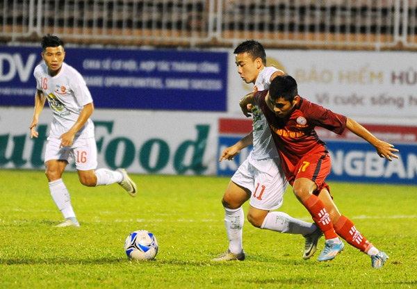 U21 HAGL bị chủ nhà Than Quảng Ninh cầm chân